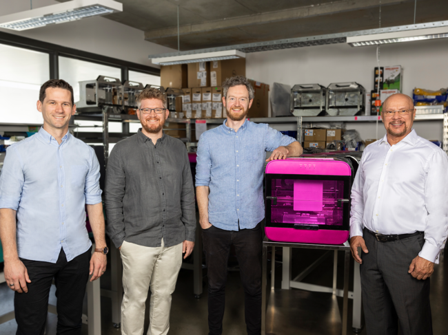 Inventia team with the Rastrum bioprinter