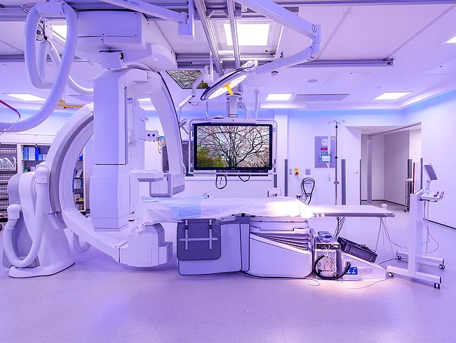 Imaging room with Azurion image-guided therapy system with Ambient Experience with Flexvision