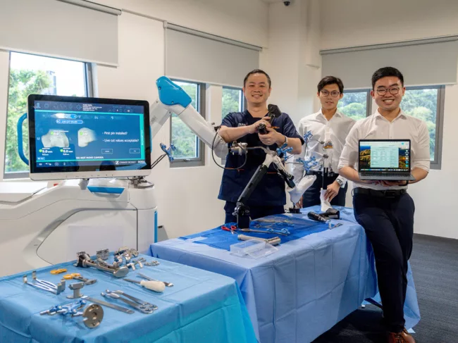 AI knee surgery at Alexandra Hospital