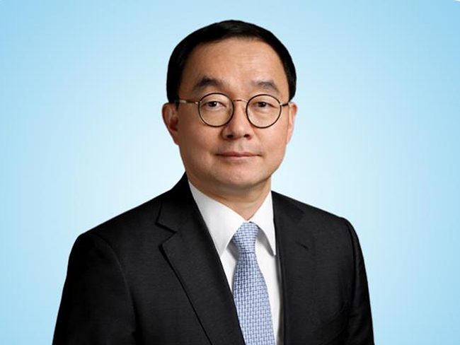 Kim Dong-gun (DG), CEO, Elevar