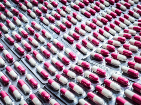 Antibiotic capsules in blister packs