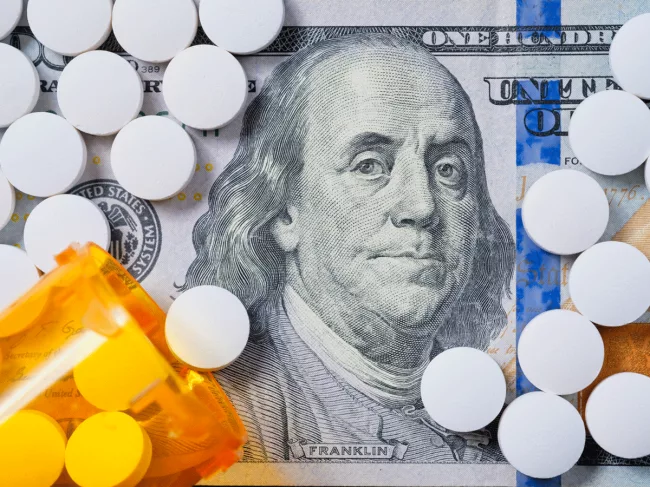 drug-prices-pills-cash3.png