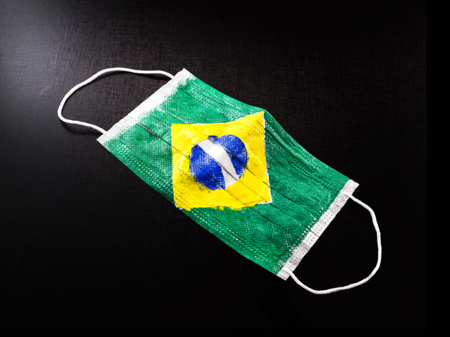 Mask with Brazilian flag