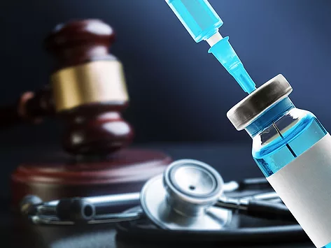 Gavel stethoscope vial and syringe