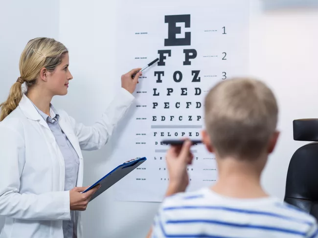 optometry-child-myopia-eye-test.png